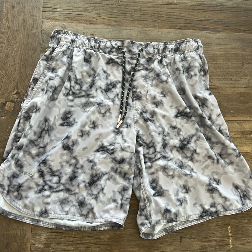Legends Luka shorts 7” linerless